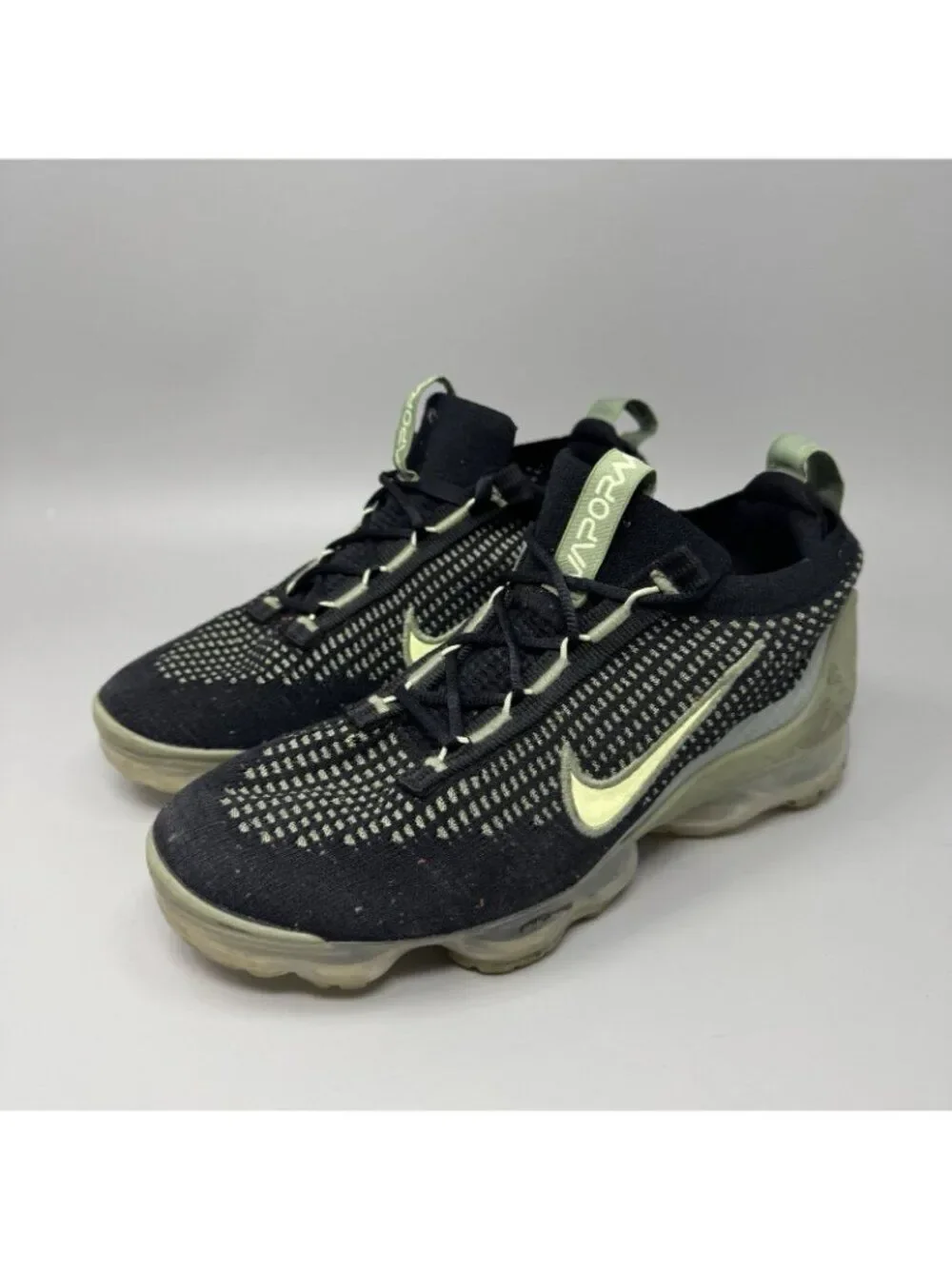 Nike Air Vapormax 2021 FK GS Wolf Grey/Pink Glaze Size 7y Women 8.5 DB1550-010